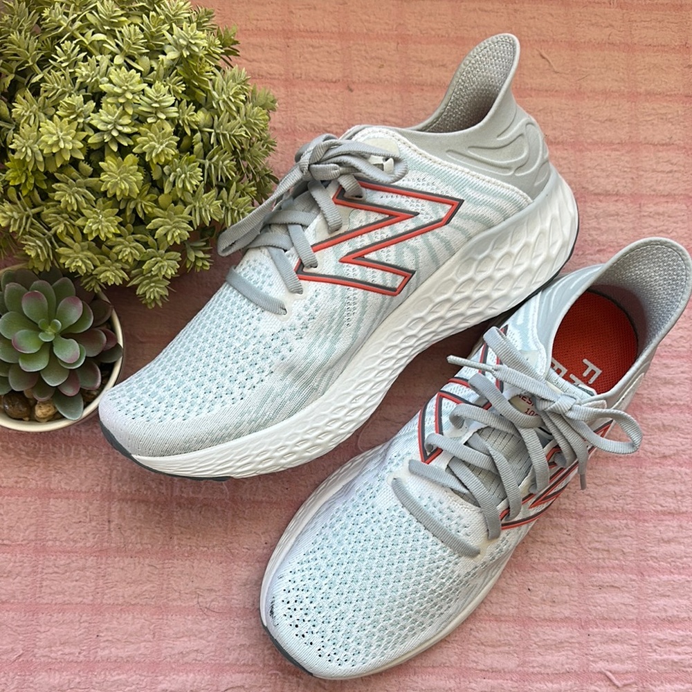 New Balance Light Gray and Red Athletic Shoes MEN’s